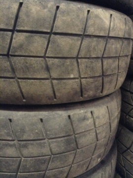 ����� Michelin 20/61-16 �/�